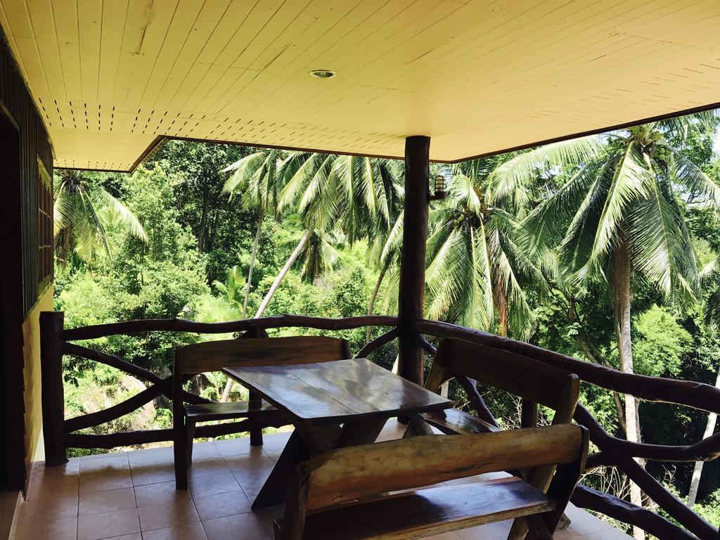 Sunyo Garden Guesthouse Baan Tai Esterno foto